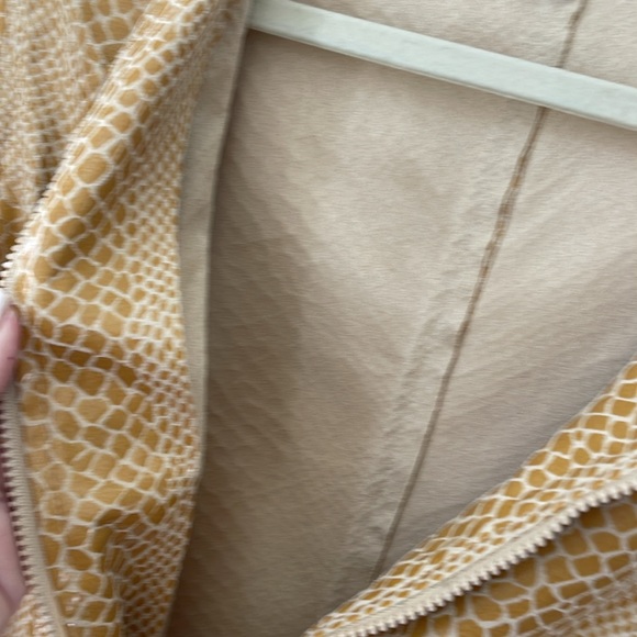 Light weight polyester jacket - Size M - Picture 8 of 9